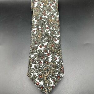 Tom Ford Silk Paisley Patterned Tie